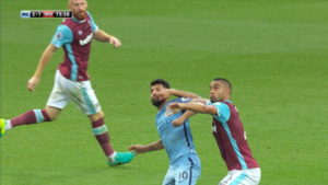 Sergio Aguero: Akimpiga kiwiko beki wa West Ham United Winston Reid kwenye mechi ya ligi kuu jumapili iliyopita ambapo City ilishinda 3-1.